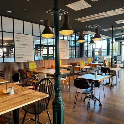 Loft & Garden Café, in der Mayerschen Buchhandlung