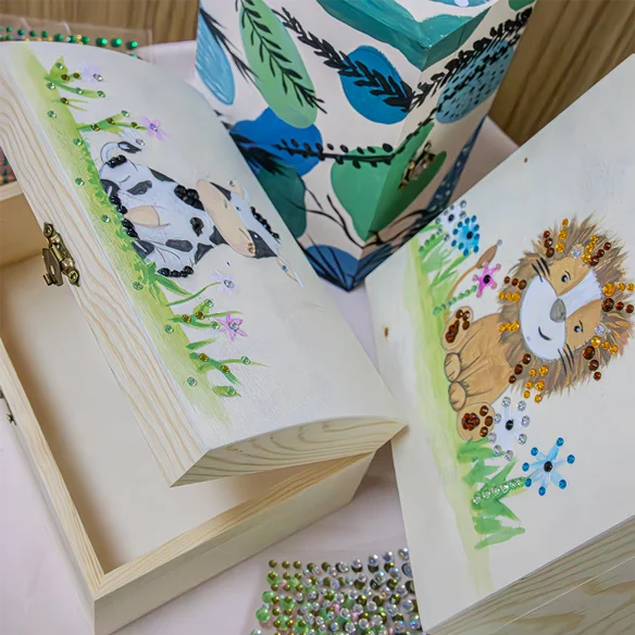 Neue ArtNight-Motive und -Erlebnisse The Art of Wood Painting: Schatztruhe Kids