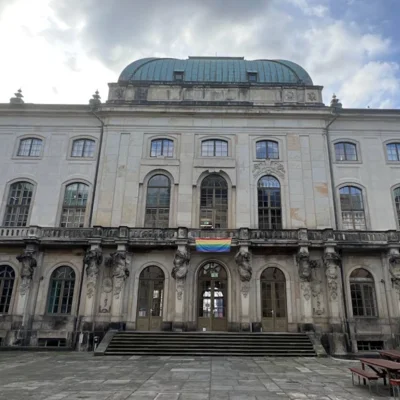 Japanische Palais (Elbufer) | Treffpunkt: Japanische Palais