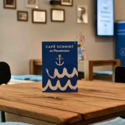 Schmidtchen im Planetarium